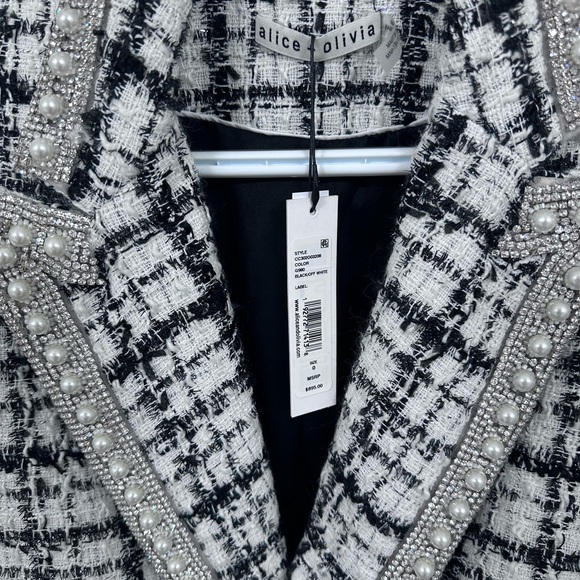ALICE + OLIVIA 
Brand New Tweed Embellished Justin Blazer size 0 - Picture 5 of 6